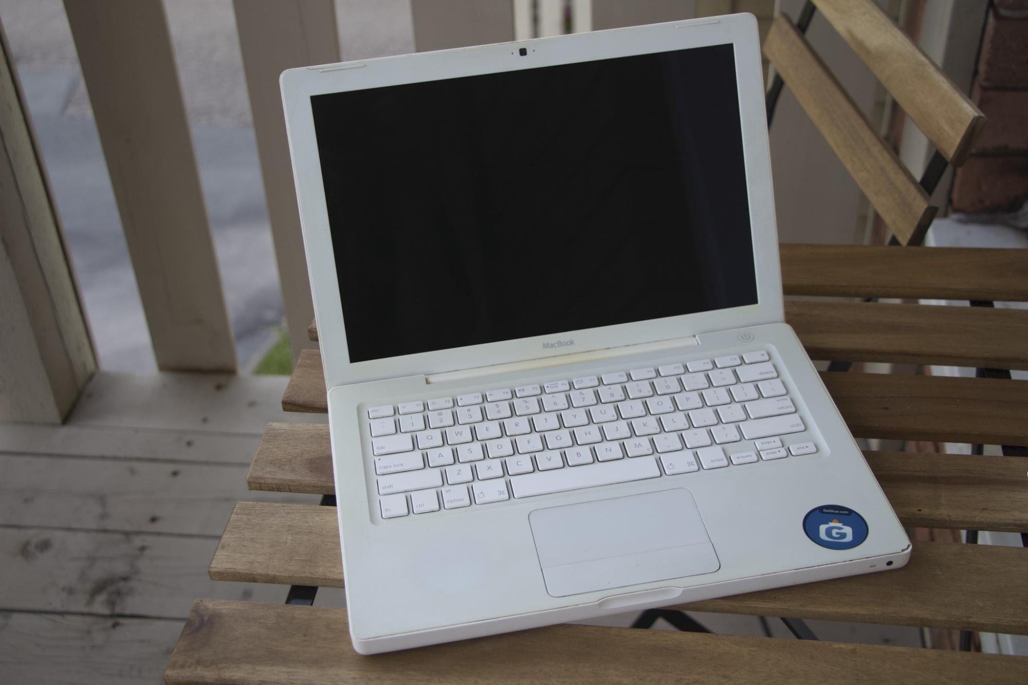 Від Macintosh до iMac: історія перевтілення "яблучного" ПК у фотографіях